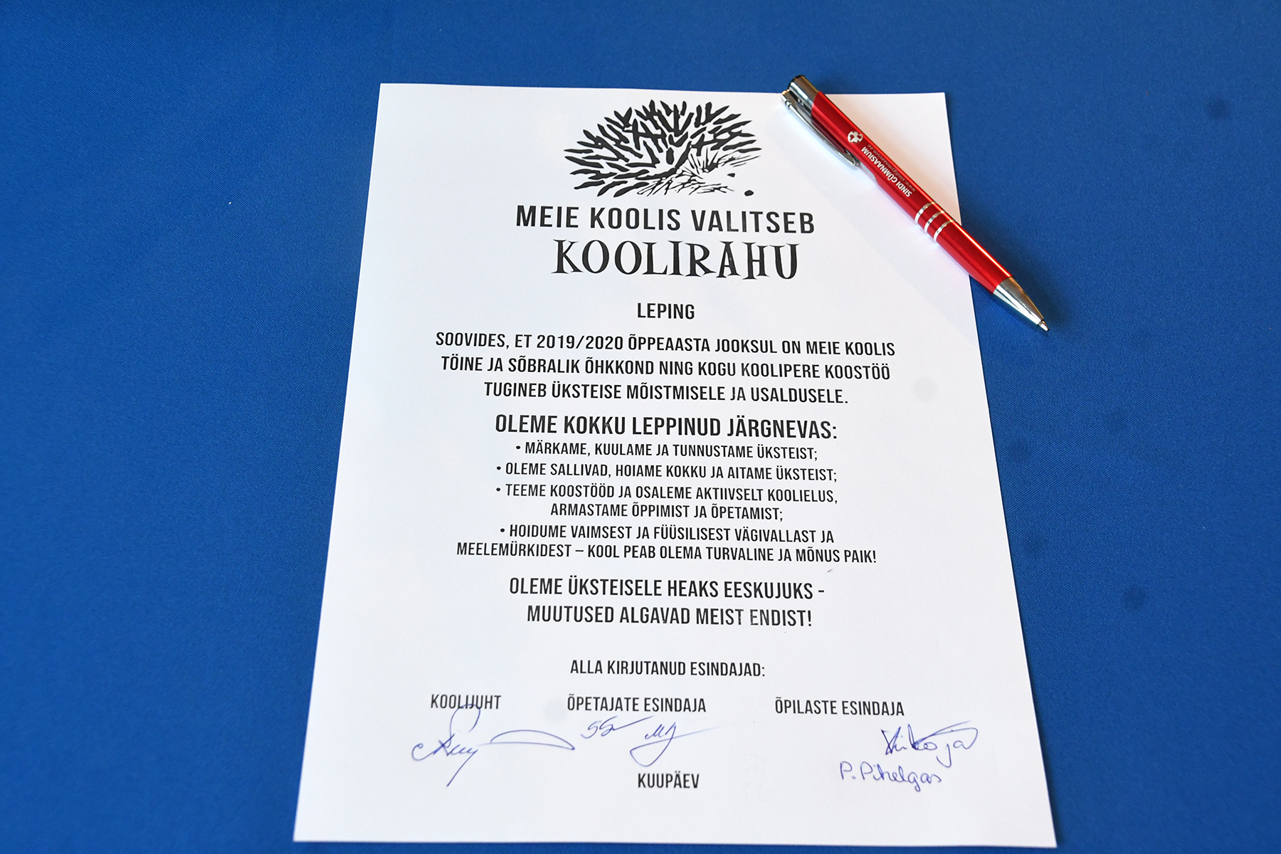 Sindi gümnaasiumis sõlmitud Koolirahu leping, 02.09.2019. Foto Urmas Saard