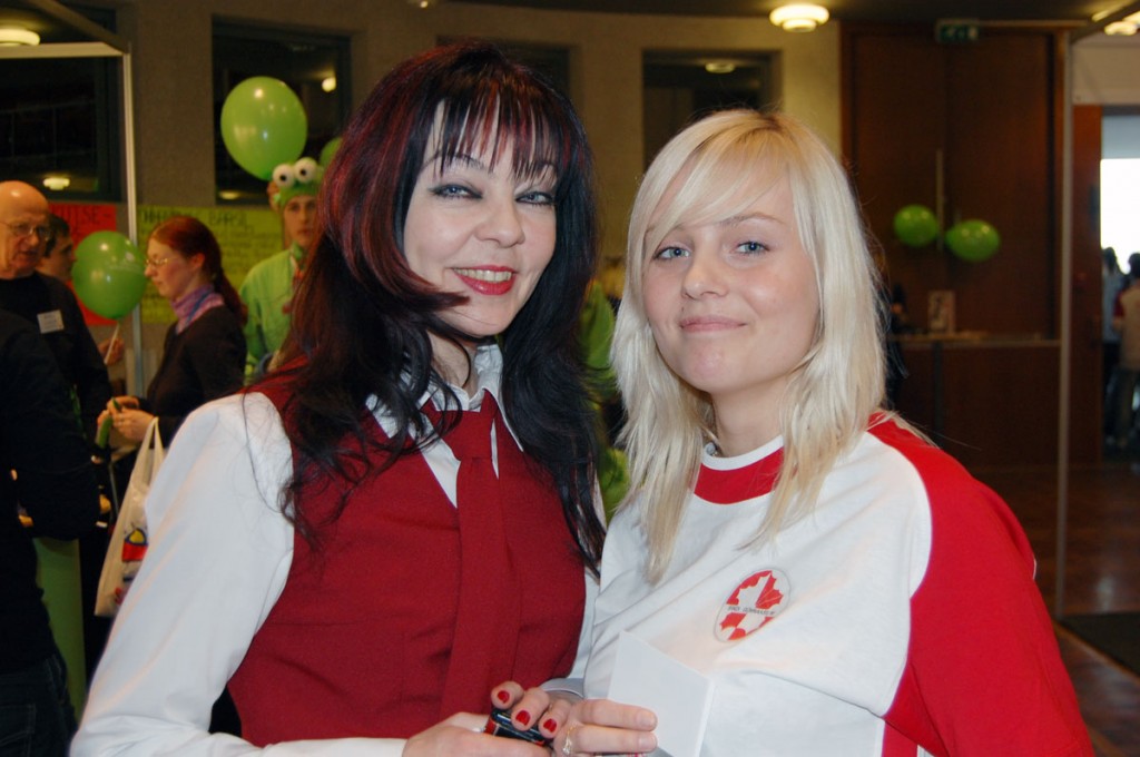 Tatjana Grigorjeva-Keerup (vasakul)