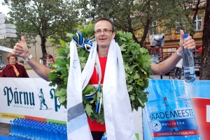 Valdis Ņilovs, 2014 aasta võidupüha maratoni võitja Foto Urmas Saard